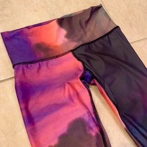 EUC Teeki Cloud Hot Pant.